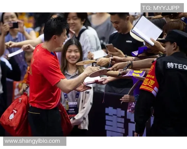 方博与奥恰洛夫激战乒乓球赛场谁能笑到最后精彩对决引发热议 方博与奥恰洛夫激战乒乓球赛场谁能笑到最后精彩对决引发热议